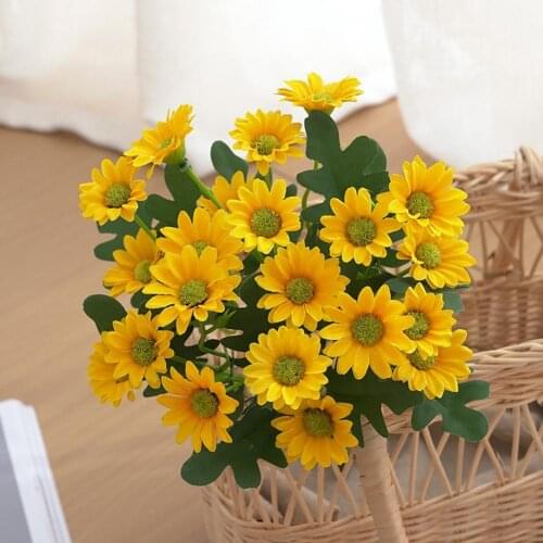 Wide Application Convenient Fine Texture Delicate Artificial Chrysanthemum Plastic Flower Decor Vivid for Gifts