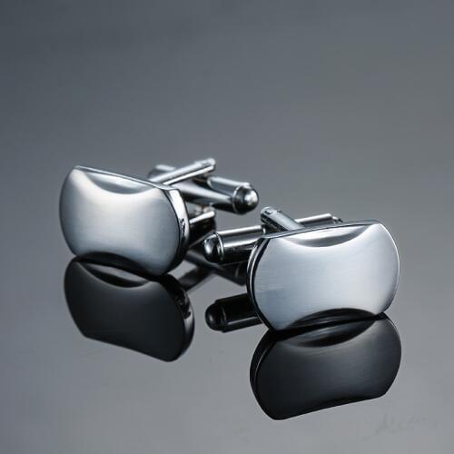 C-MAN1 Fashion mens shirts Cufflinks silvery laser metal Cufflinks French wedding shirt clothing accessories