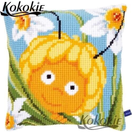 Knitting needles kit for pillow Embroider Needlework kits Cross stitch pillow kits cartoon bee printing Cross-Stitching cushion