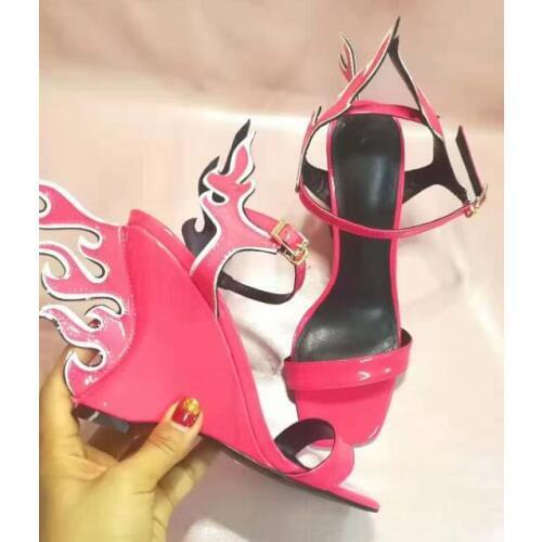 Sestito 2019 New Arrivals Women Fire Shape Embellished High Wedges Dress T-stage Shoes For Ladies Peep Toe Gladiator Sandals