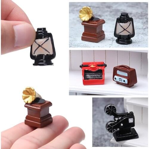 1pc Retro Mini Dollhouse Ornaments Toy Home Decor Telephone Mini Pianos TV Model Furniture Figurine Dollhouse Ornaments
