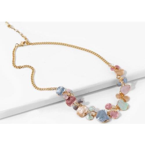 VG 6YM 2021 Creative Romantic Flowers Pendant Necklace Charming Womens Gold Color Clavicle Chain Fashion Party Jewelry Gifts