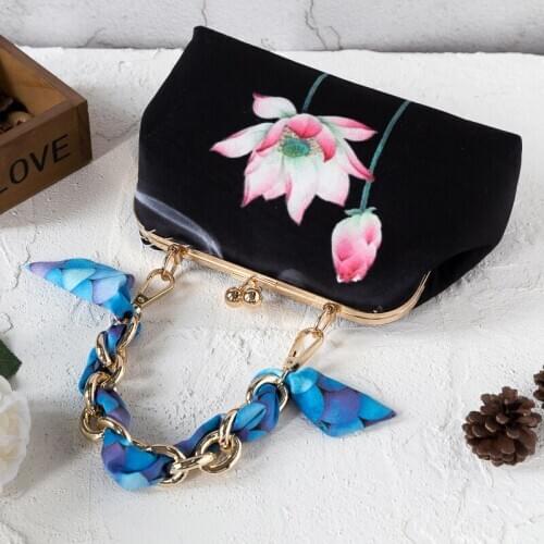 2021 Fairy Evening Gold Mouth Bag Scarves Lotus Flower Luxury Lady Women Girl Shoulder Party Wedding Banquet Totes Handbag