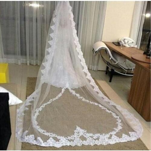 One Layer Romantic Heart Lace Applique Edge Ivory White Wedding Veil Cathedral Bridal Veils handmade With Comb Three Meters Long