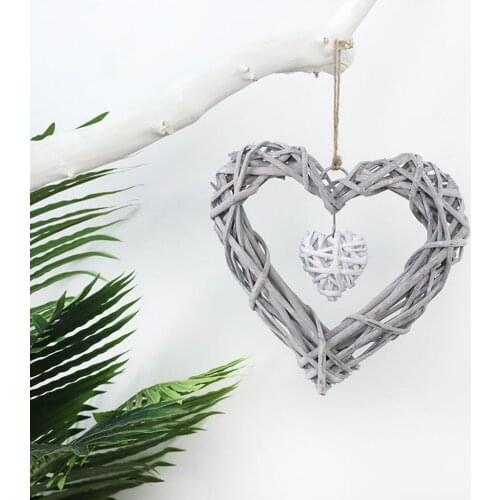 Hanging Heart Shape Rattan Craft Wreath Garland for Front Door Wedding Valentines Day Decoration Ornament Handicraft