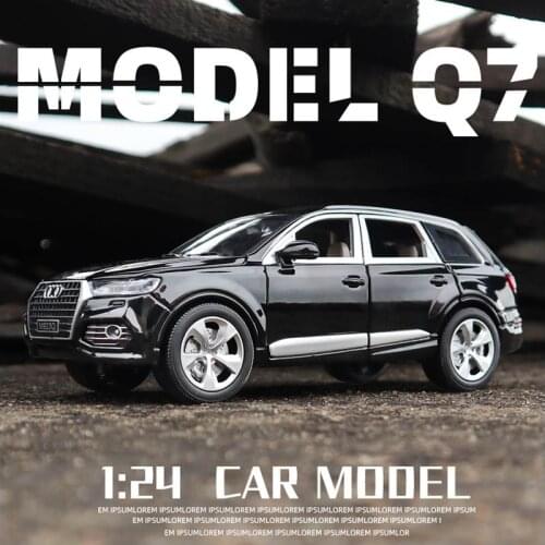 Free Shipping 1:24 Scale New Audi Q7 Sport SUV Car With Pull Back Sound Light Children Gift Collection Diecast Toy Model