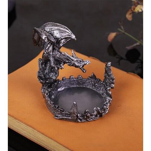 Metal crafts retro dragon fashion creative Mini ashtray decoration home furnishings mens gifts