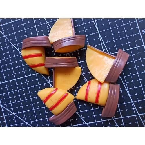 1pcs/lot Resin yellow sailing ship 31mm Ornaments Micro landscape Ornaments Creative Home Gardening Decorations A003-4