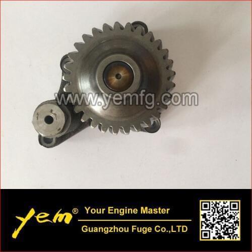 For Yanmar engine parts 3TNV82 3TNV82A 3D82 3TNE82 oil pump YM129001-32001