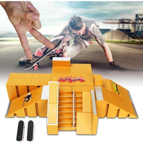 Finger Skateboard Toy Fingerboard Skate Park Fingerboard Parks Mini Skateboard Toys Fingerboard Accessories Gift for Children