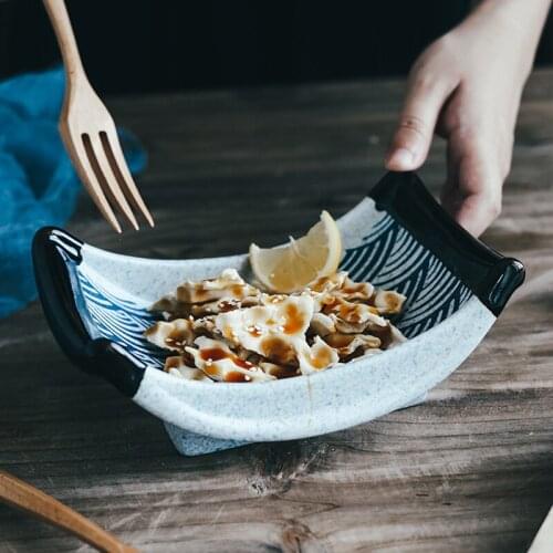 1PC RELMHSYU Japanese Style Ceramic Retro Ceramic Boat Shaped Fish Sushi Dessert Pasta Dinner Plate Dish Household Tableware