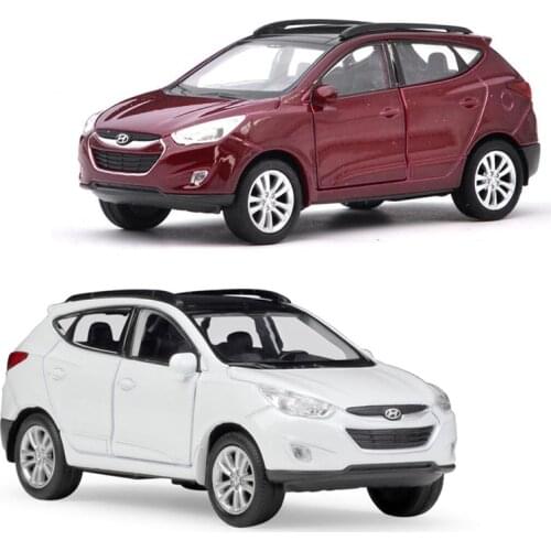 1:36 High Simulation 2 Colors Scale Alloy Hyundai IX35 Pull Back Car Toy Model Open Doors Toy Vehicle V191