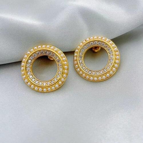 Round flash diamond pearl earrings female summer niche design earrings 2021 new tide simple advanced earrings