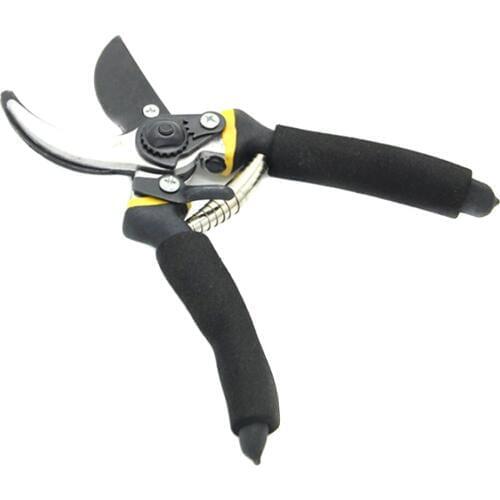 Pruning Shears Professional Sharp Bypass Hand Pruner Shears with Safety Lock Tree Trimmers Secateurs UD88