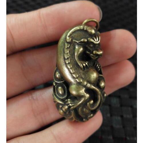 Collectable Chinese Brass Carved Zodiac Animal Dragon Exquisite Small Pendant Statues