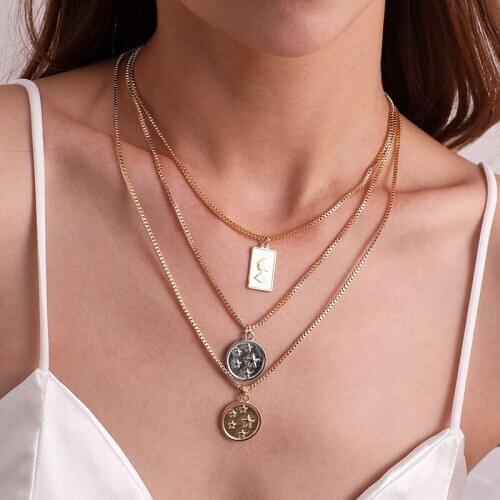 Vintage Multilayer Chains Figure Face Round Star Pendant Necklace for Women Fashion Geometric Statement Necklaces Party Jewelry