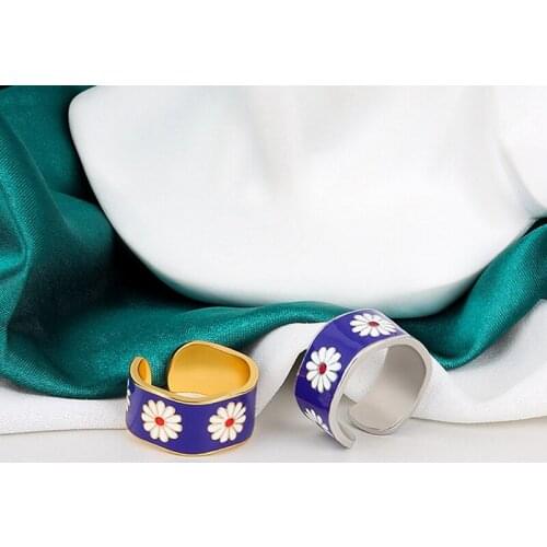 Binmonray 925 Sterling Silver Trendy Vintage Plum Blossom Ring Small Daisy Flower Rings Spirit Drop Glaze Enamel Couple Rings
