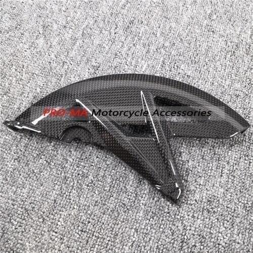 Motorcycle Chain Guard in Carbon Fiber for Ducati Multistrada 950 Plalin