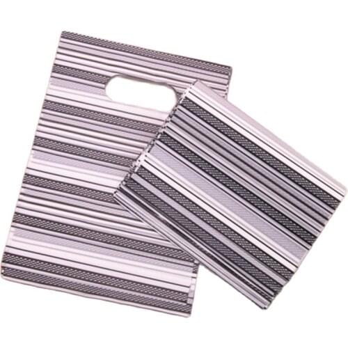 2017 New Design Wholesale 100pcs/lot 13*18cm Luxury Vintage Plastic Gift Packaging Bags With Line Birthday Gift Wrapping