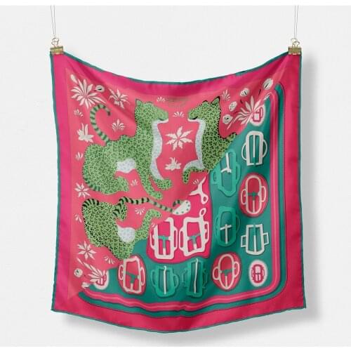 Fashion Leopard Print Brand Scarves 100% Twill Silk Square Scarves Neckerchief Women Shawls Luxury Design Hijab Scarf