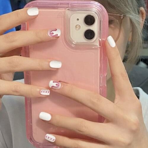 24pcs White Flame Printed False Nails Patch with Design Short Round Full Cover Fashion Manicure False Nails Patch with Glue