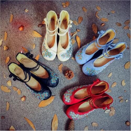 Sequin peacock spring Summer Autumn Dance Shoes cow tendon bottom canvas embroidered cloth shoes Asian womens single shoes