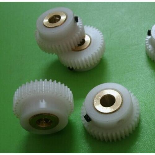 0.5M-40Teeths POM nylon convex straight pur gear Copper sleeve with inner hole -outer diameter:21mm hole:5mm