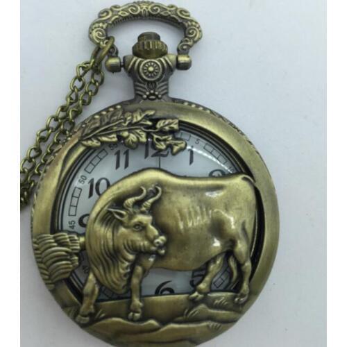 Free shipping Cow Hollow out Bronze Pendant Luminous Chain Pocket Watch Hour Gift PO028