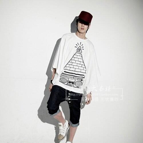 Korean version of large size mens mens printed half-sleeved short-sleeved t-shirt bat shirt bat sleeve cotton t-shirt hipster