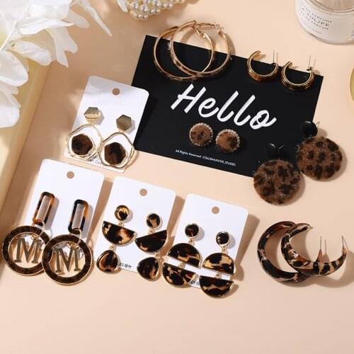 2019 New Winter Fashion Women Velvet Fur Leopard Print Drop Earrings Metal Arylic Geometric Circle Round Party Girl Pendientes