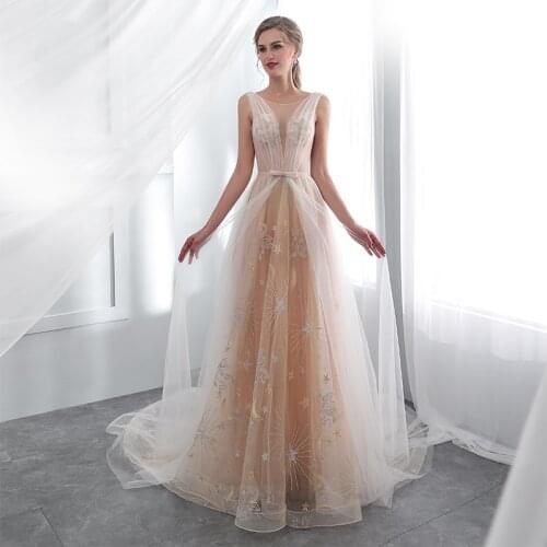 Vestidos de gala Light Champagne Prom Dresse Illusion Bodice Sleeveless Vestido De 15 Ano Debutante Prom Party Dress 2019