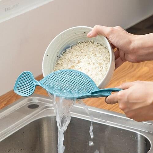 1Pc Plastic Rice Washer and Strainer for Easy Handling Rice Cleaner Washing Rice Practical Kitchen Tools Random Color