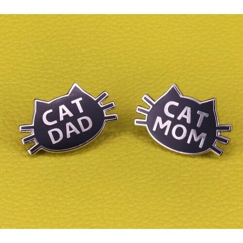 Cat Dad Cat Mom Brooch Couple Matching Enamel Pin Cute Animal Gift for Mothers and Fathers Day
