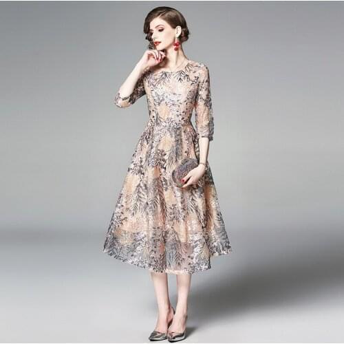 Menahem Wedding Tulle Lace Floral Dress 2021 Summer Women O Neck Half Sleeve Embroidered Flower Patchwork Slim Party Vestidos