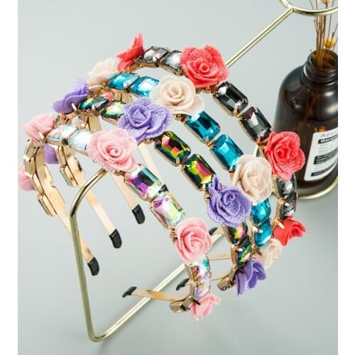 2021 Fashion New Alloy Inlaid Love Flowers Shaped Rhinestones Elegant Temperament Ladies Headband Hair Accessories