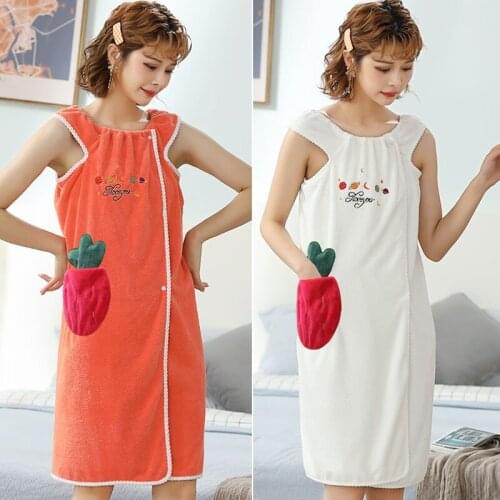 2021 Wearable Bath Towel Superfine Fiber Towels Soft and Absorbent Chic Towel for Autumn Hotel Home Bathroom Gift Women Bathrobe