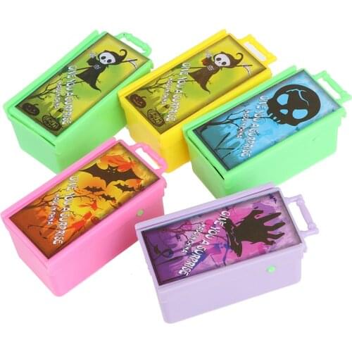 FunnySurprise Animals Prank Spider Bite Prank Toy Bite in Wooden Box Practical Joke Prank Toy Gift Scare Box Prank Toy