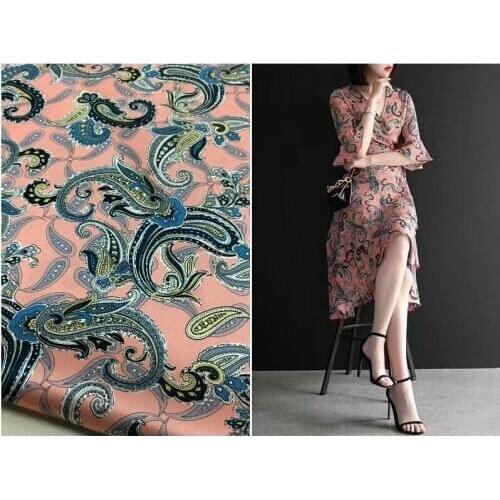2020 new silk stretch satin fabric coral pink paisley cashew flower inkjet heavy silk dress fabric 22mm