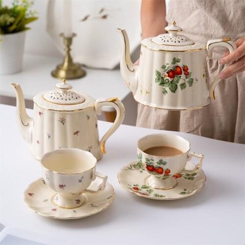 European Retro Pastoral Floral Ceramic Coffee Cup with Dessert Saucer Set Creative Afternoon Flower Tea Cup Household Teapot