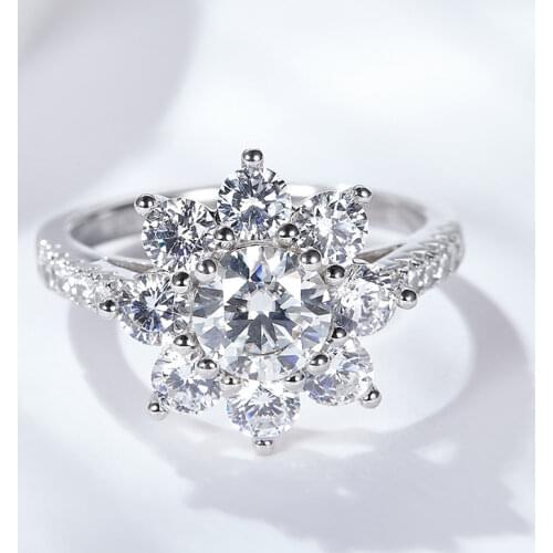 Moissanite Diamond Ring Woman 925 Sterling Silver Sunflower Flower Shape 2 Carats D Color Engagement Wedding Jewelry