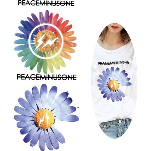 DIY Fashion Heat Transfer Daisy Iron On Transfer For Clothing Chrysanthemum Thermo Sticker On Clothes T-Shirt Colorful Thermal