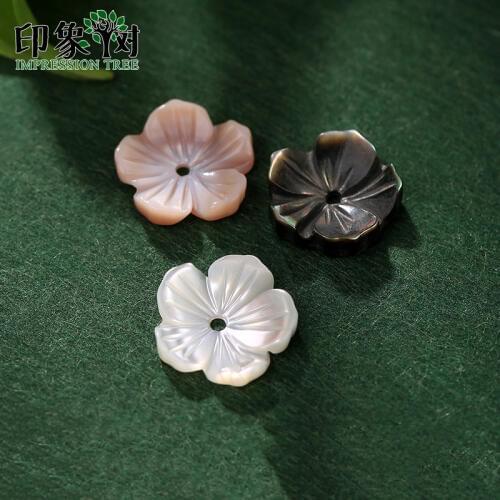 Seashell Flower Shape Charms 1Pc White/Black/Pink 10*10mm Smooth Side Shell Bead For Handmade Necklace DIY Jewelry Makings 19088