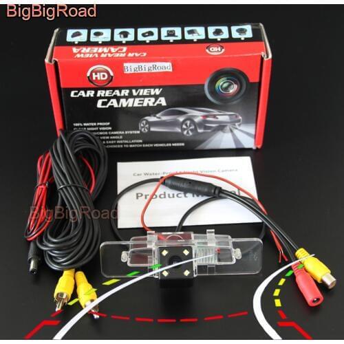 BigBigRoad Car Intelligent Dynamic Track Rear View Camera Backup Reversing CCD Camera Night Vision For Subaru Legacy 2007-2012