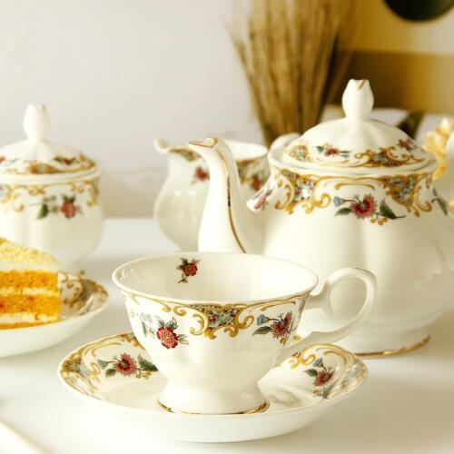 Christmas decorations European Tea Set Afternoon Tea Set Coffee Set Bone Porcelain Coffee Cup Set British Black Tea Cup Ceramics