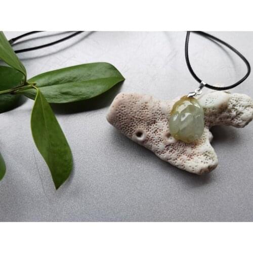 Natural Jade Buddha Hand Jadeite Emerald Necklace Carved Charm Jewellery Fashion Amulet for Men Women Lucky Gifts