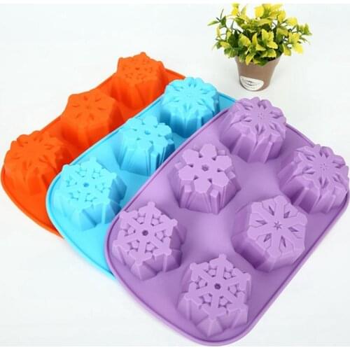 1pcs Cake Mold Silicone Chocolate Cookie Muffin Baking Tool Mousse Dessert Snowflake Mold for Christmas Random Color