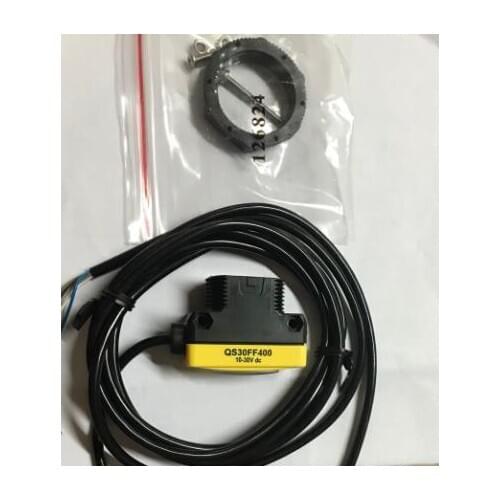 QS30FF400 73088 Photoelectric Sensor, Fixed Field, Visible Red, Range 400 mm CUTOFF, 10-30 VDC