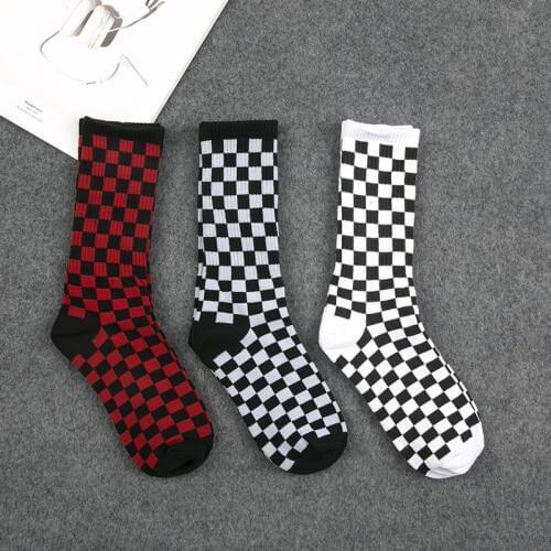 1 Pair of Geometric Lattice Fashion Socks Mens Hip Hop Style Pure Cotton Comfortable Soft Mens And Womens Socks