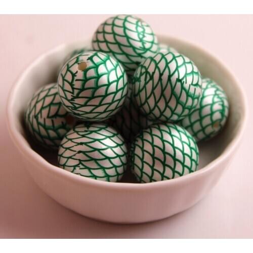 Kwoi Vita 20mm 100pcs chunky matte Imitation pearl print Mermaid Scale beads for kids fashion jewelry necklace