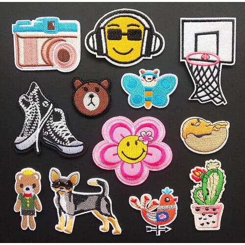 Beautiful Flower Embroidery Patches Iron On Patch Embroidered Patchs Badge Appliques For Clothing Sports Stickers School Bags